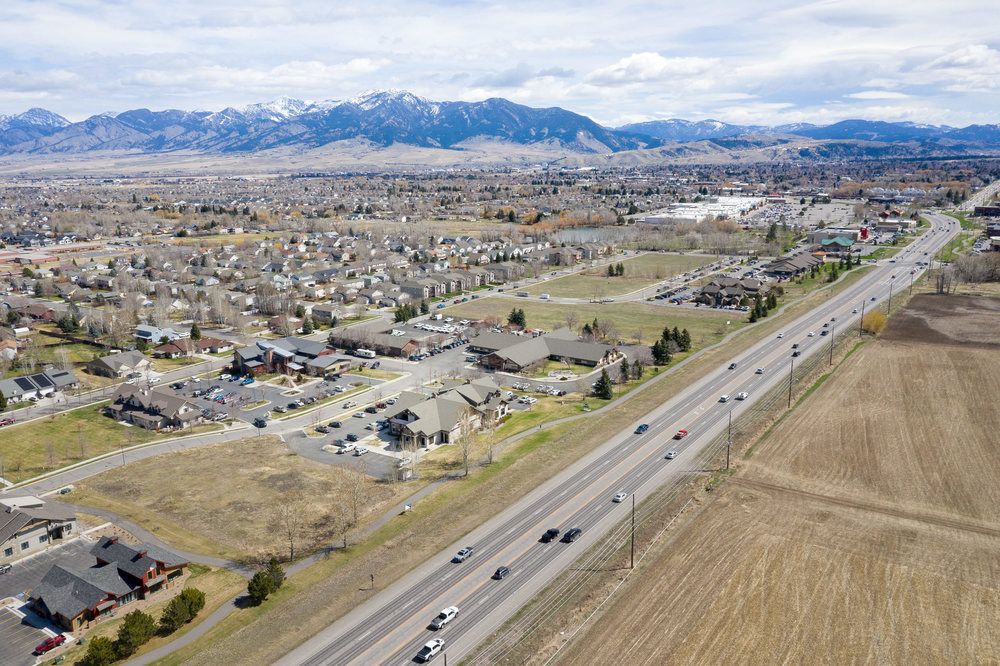 Fully Occupied by Essential Businesses-Huffine Frontage: 3810 Valley Commons Dr, Bozeman, MT 59718